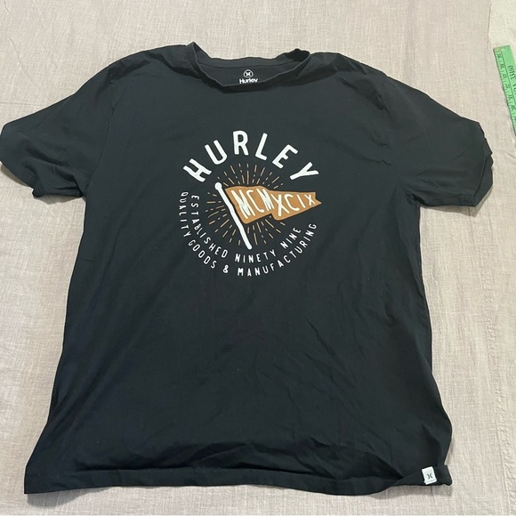 Hurley Men’s Black Graphic Tee Size XL Premium Quality Surf Skate Y2K - Picture 2 of 6
